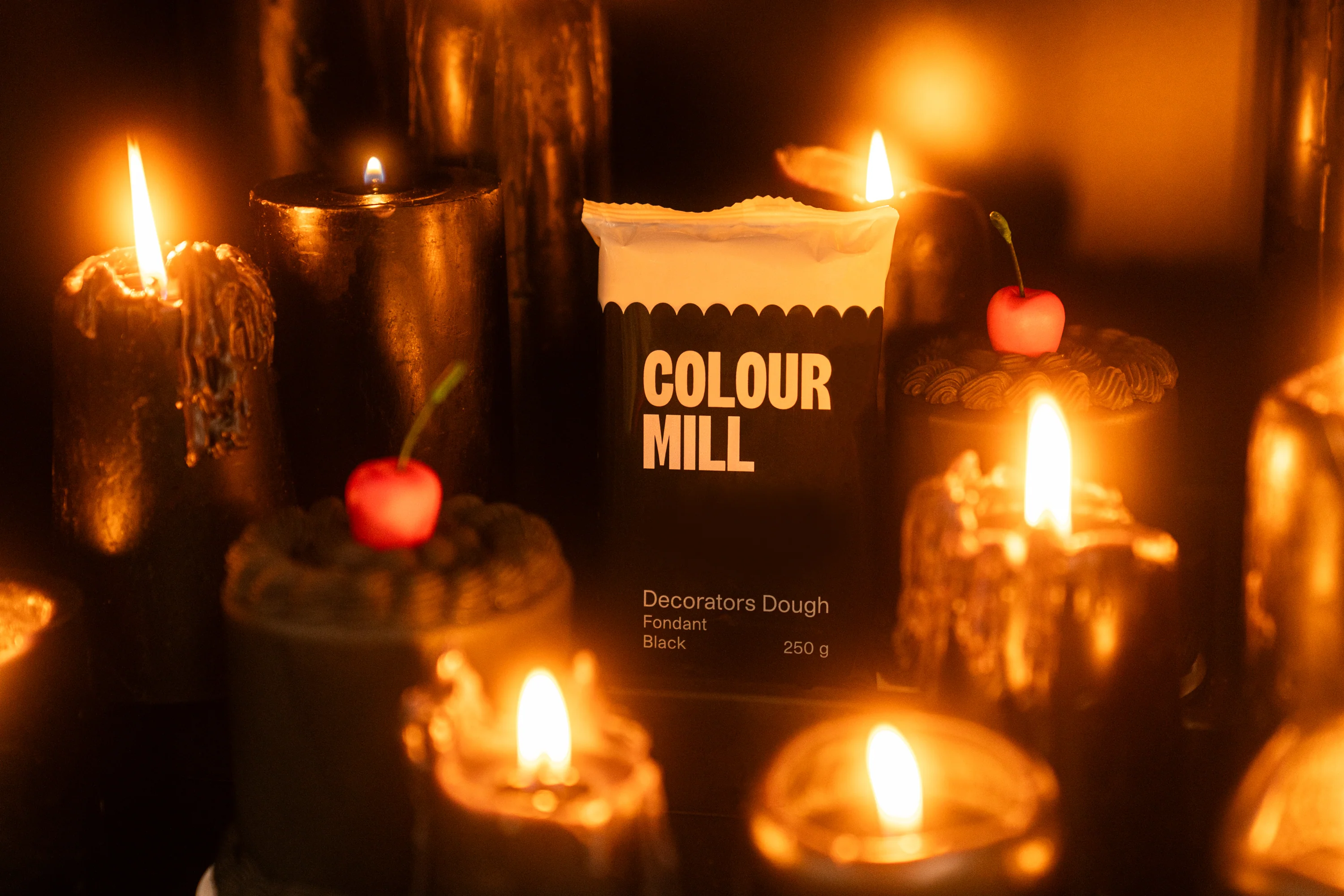 Black - Decorators Dough